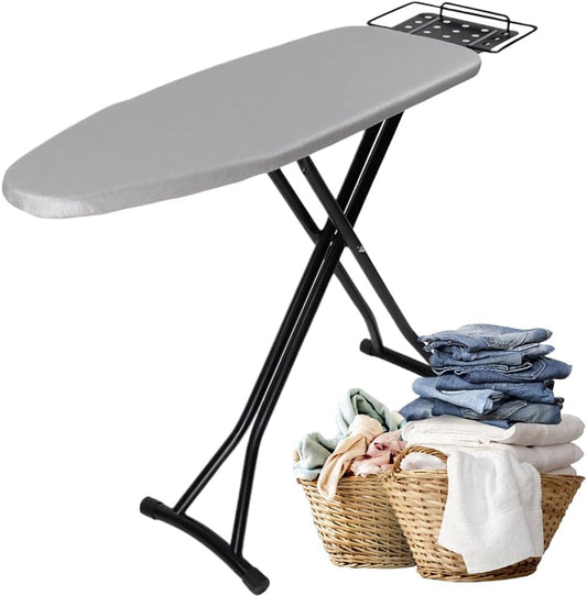 Decouvrez cette table de repassage qui se replie apres usage avec une hauteur reglable